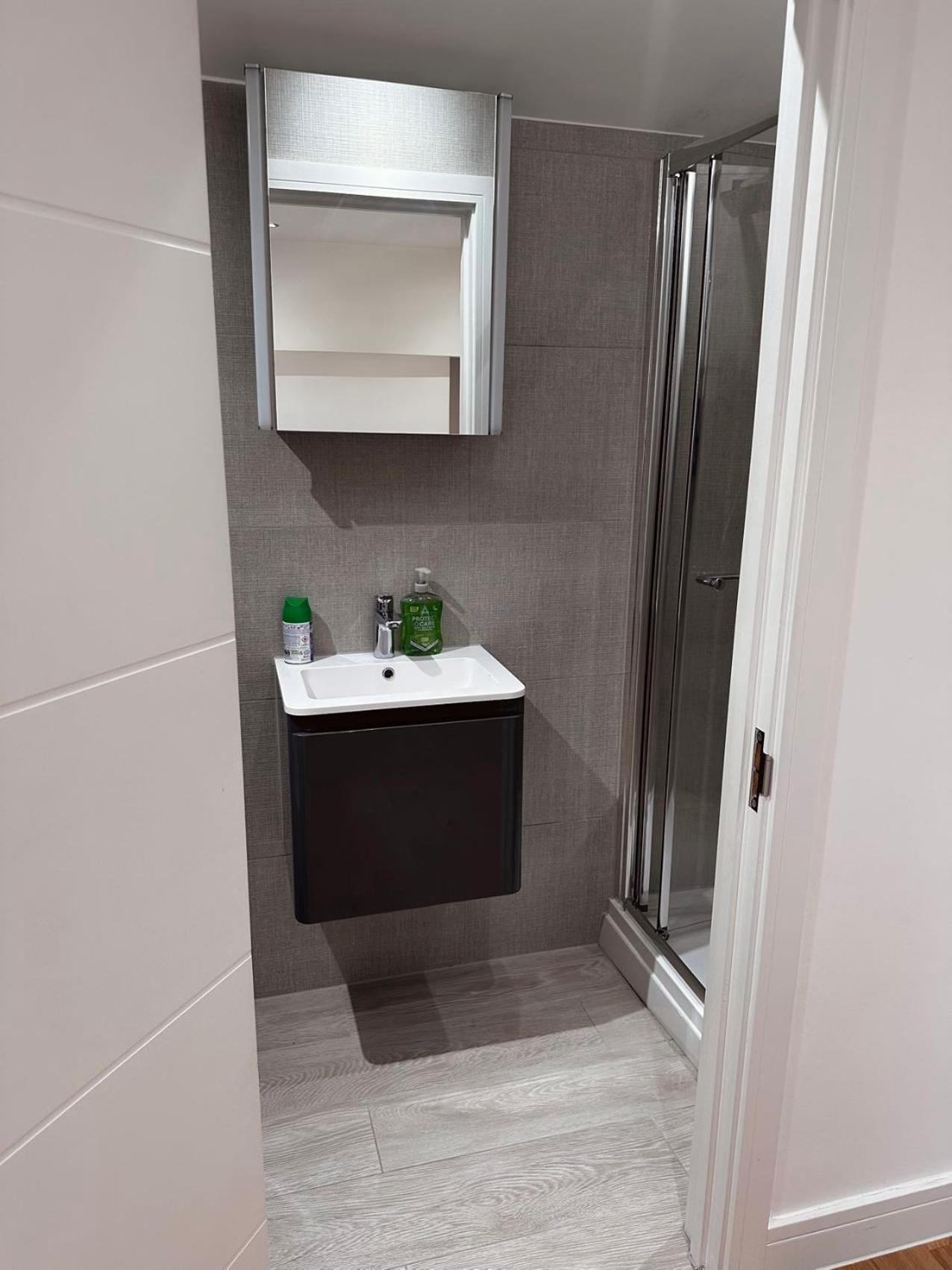 3 Bed 2 Bath Apartment Near Greenwich Park 6 Guests Maximum Лондон Екстериор снимка