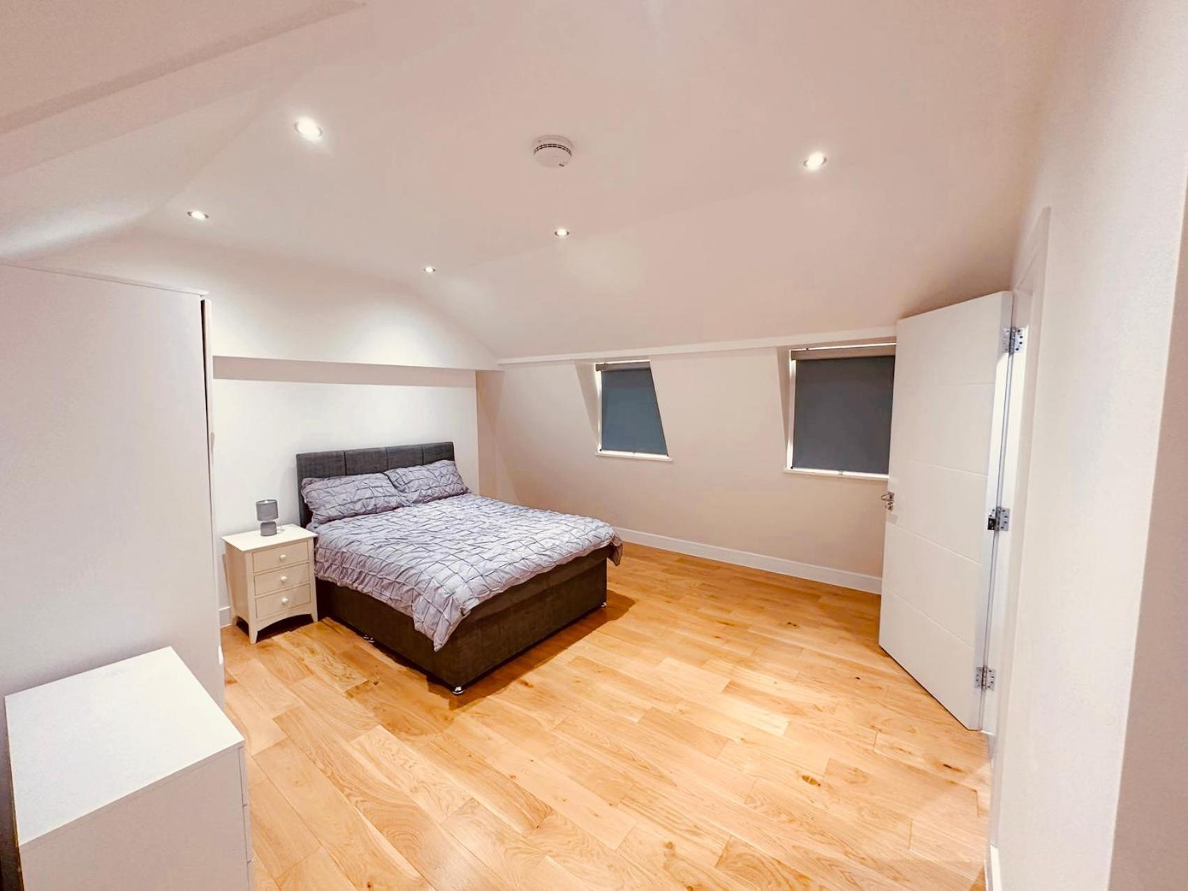 3 Bed 2 Bath Apartment Near Greenwich Park 6 Guests Maximum Лондон Екстериор снимка