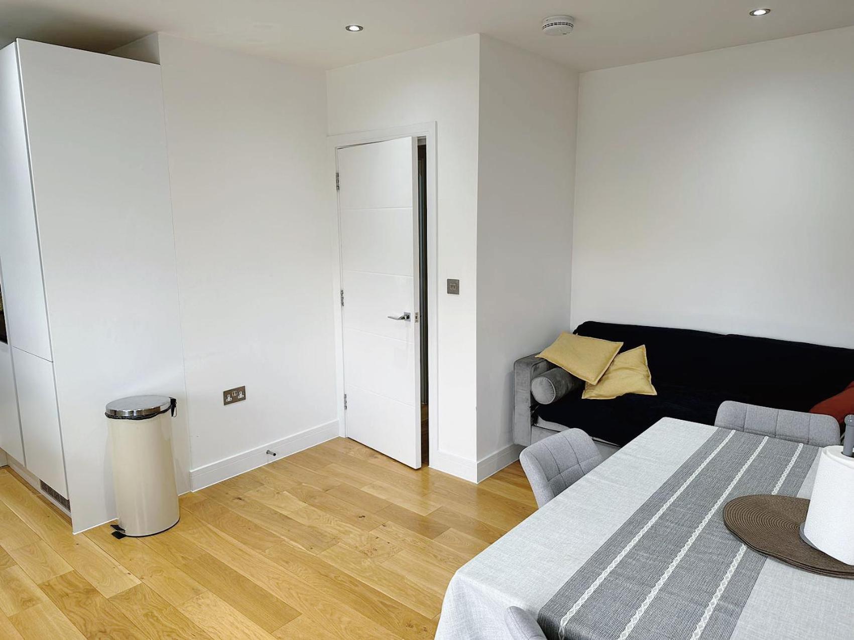 3 Bed 2 Bath Apartment Near Greenwich Park 6 Guests Maximum Лондон Екстериор снимка